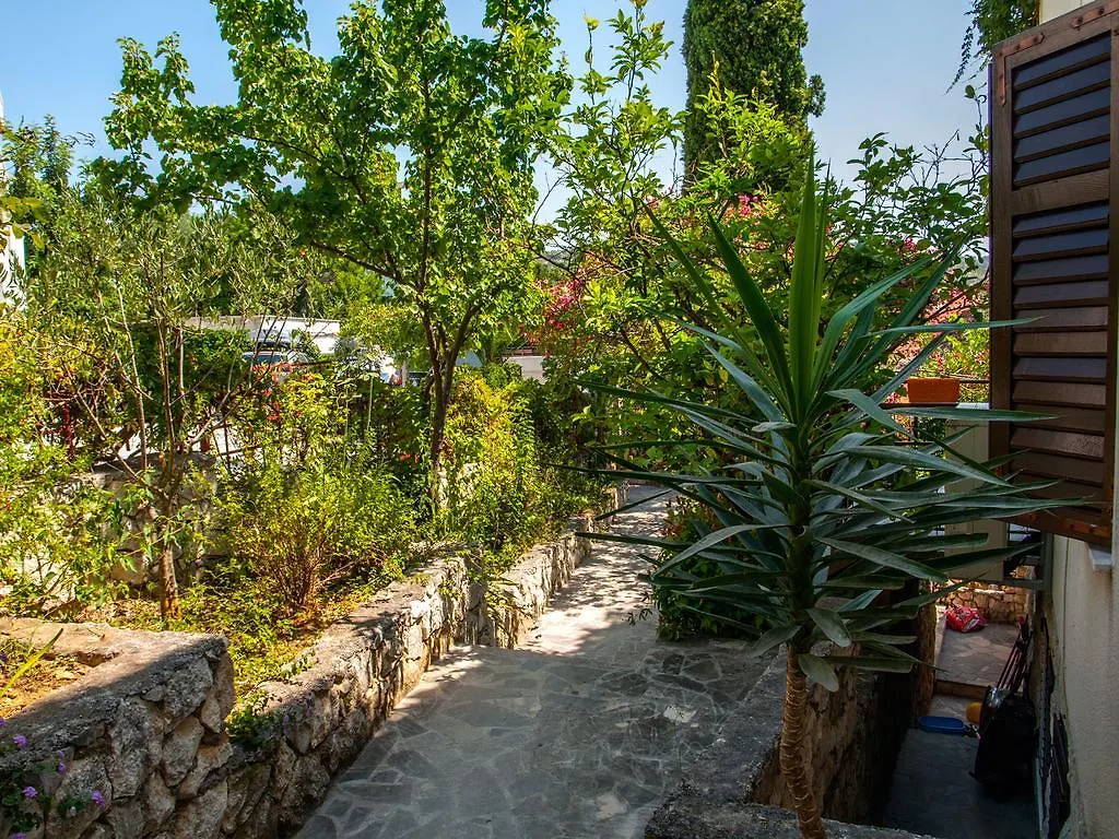 Villa Clematis Trogir 0*,  Kroatien