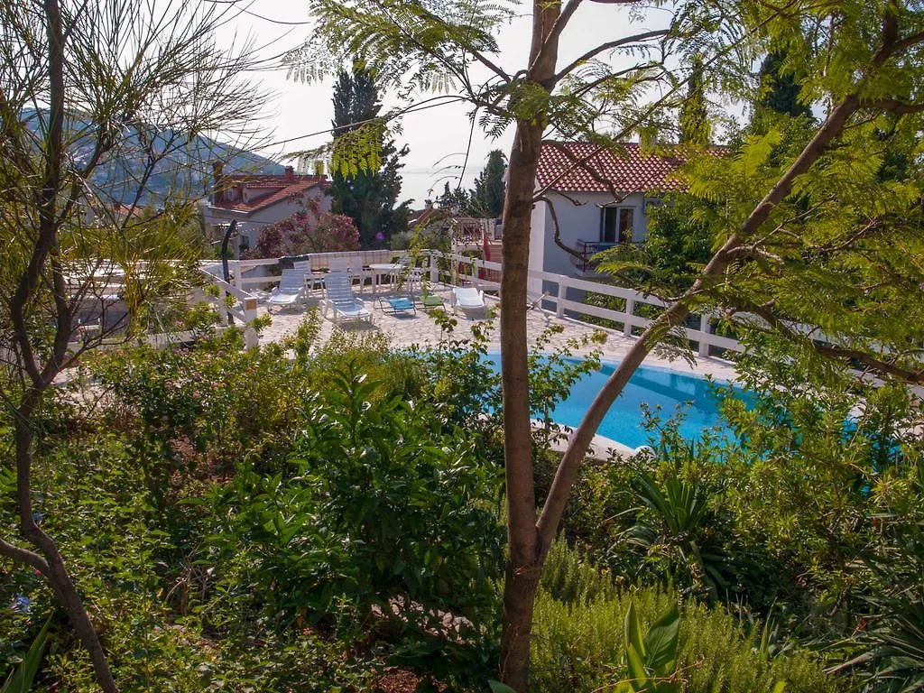 Apartment Villa Clematis Trogir Kroatien