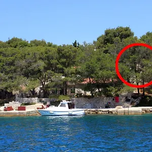 holiday-home-lavdara-8155.hotelinzadar.com/