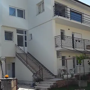 Mirta , Pula Chorwacja